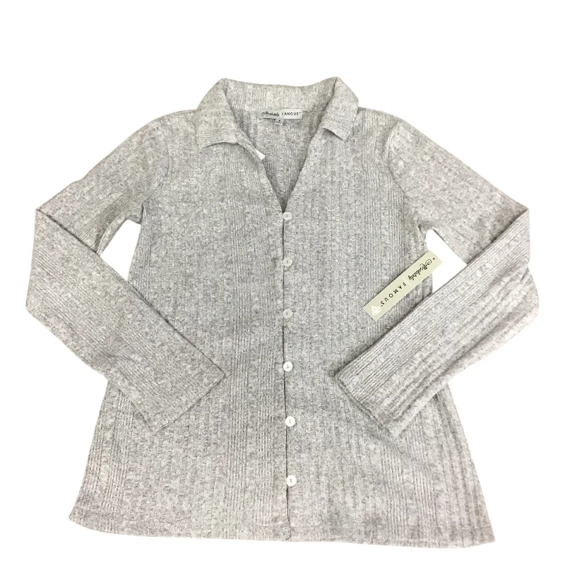 Top Long Sleeve By Absolutely Famous In Grey, Size: S