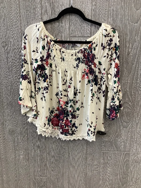 Top 3/4 Sleeve By Clothes Mentor In Floral Print, Size: S