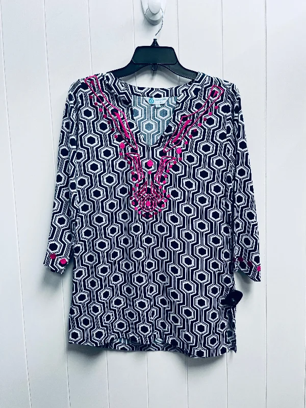 Top 3/4 Sleeve By Escapada Living In Blue & Pink, Size: Xs